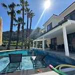 Villa Breeze - Luxury 4br - River 50m