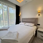 Breeze - Luxury 4br - River 50m