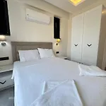Breeze - Luxury 4br - River 50m Villa