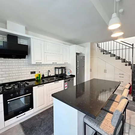 Breeze - Luxury 4br - River 50m