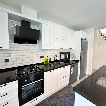 Breeze - Luxury 4br - River 50m