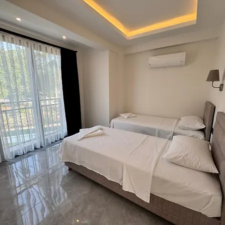 Breeze - Luxury 4br - River 50m 빌라