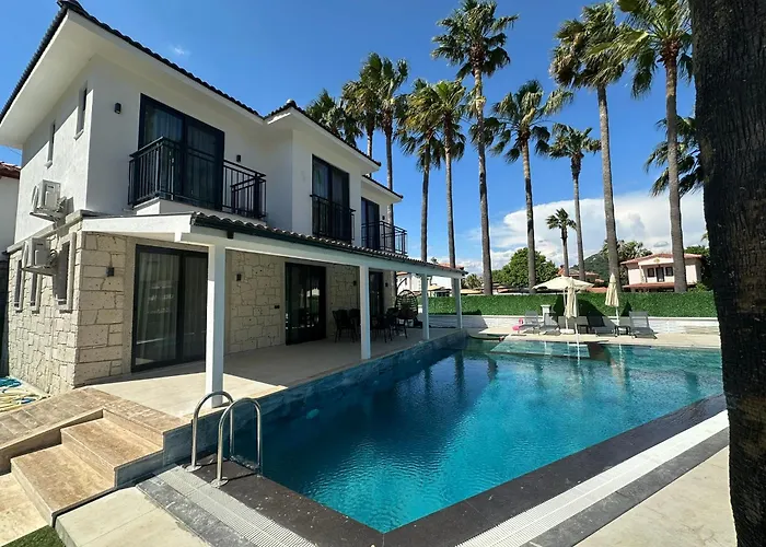 Breeze - Luxury 4br - River 50m Vila *