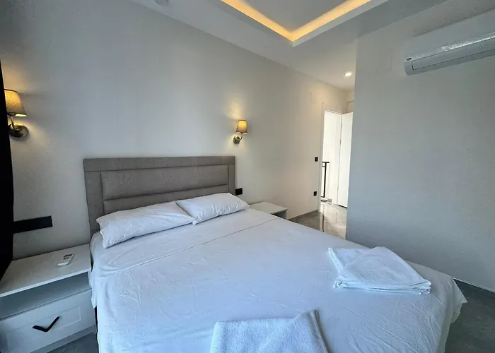 Breeze - Luxury 4br - River 50m Vila *