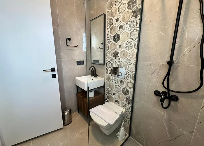 Breeze - Luxury 4br - River 50m 빌라