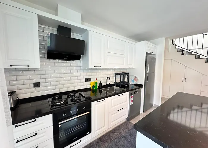 Breeze - Luxury 4br - River 50m